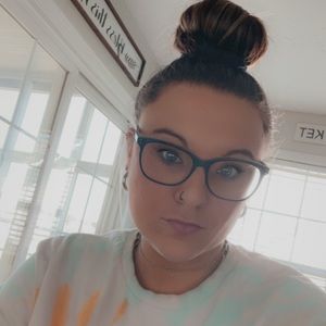 Meet your Posher, Kim